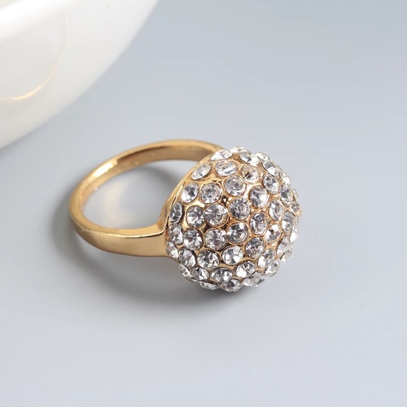 Ring - Picture 3 of 5